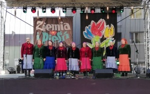 XXX Jubileuszowym Festiwalu Grup Śpiewaczych i Tanecznych „Ziemia i Pieśń” w Szprotawie (4)
