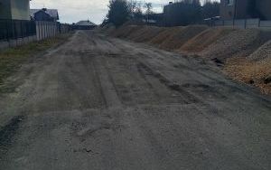Przebudowa ulicy Szmaragdowej w Konopiskach (2)