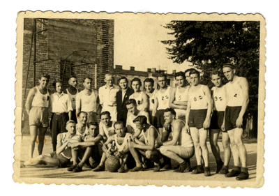 Druzyna_koszykowki_1949